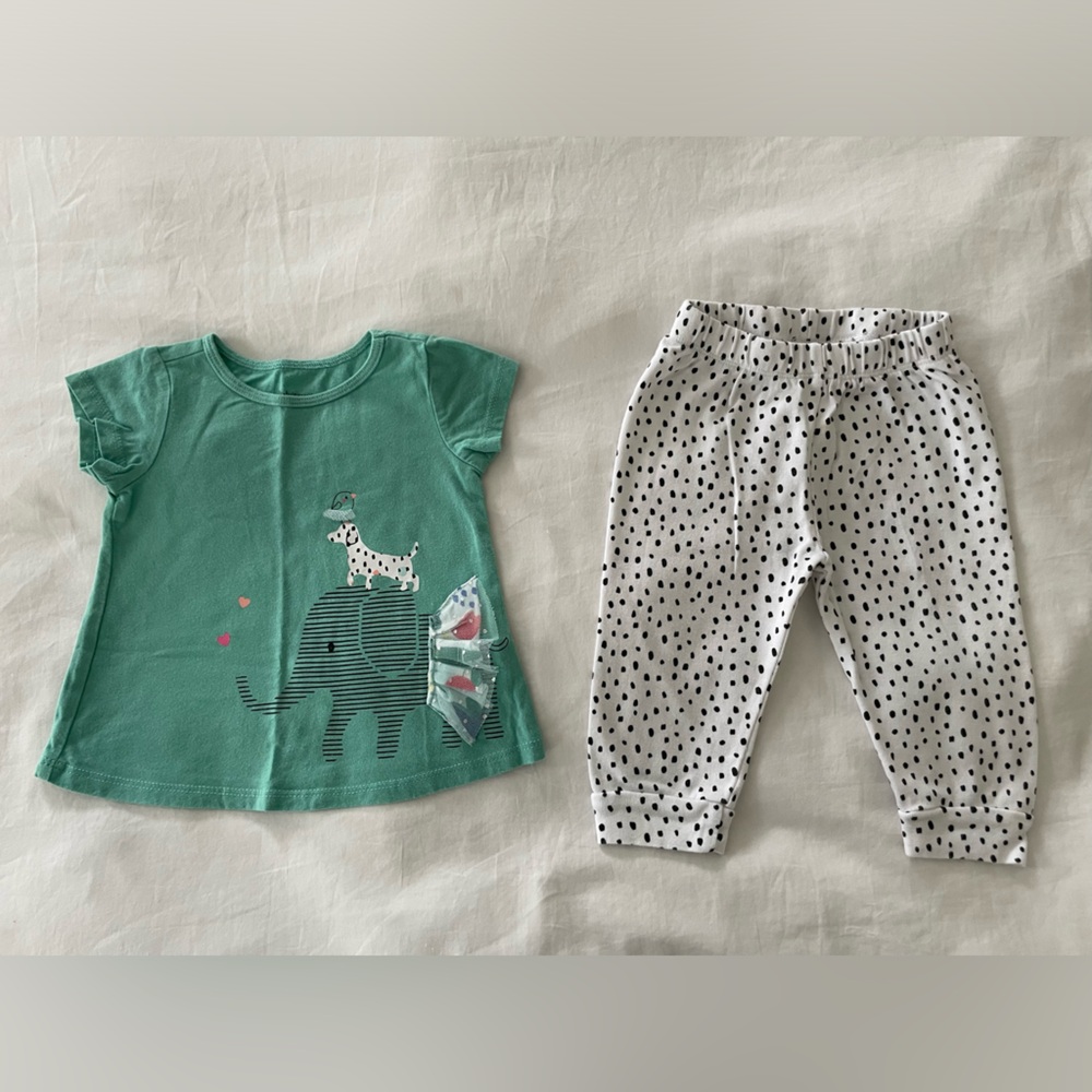 🐩 First Impressions matching baby set in size 3-6 MONTHS! Great condition!